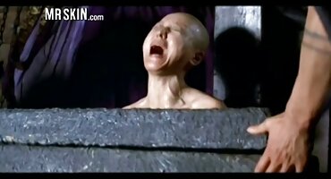 karen jav Đồng tính nữ vuốt ve âm vật phimsex không che của cô gái.