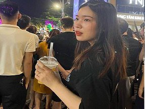 nakime sex Vừa quen được em gái xinh cực phẩm qua mạng, rồi địt ẻm trong quán cà phê