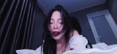 jamie tan sex đang vụng trộm với đồng nghiệp thì... Ông chồng về